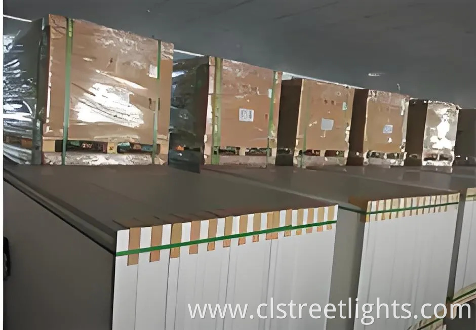 100W High-Efficiency Monocrystalline Silicon Portable Foldable Solar Panel Camping Table IP68 Waterproof